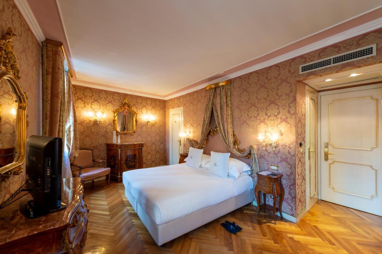 Hotel Antico Doge - A Member Of Elizabeth Hotel Group Veneţia Exterior foto