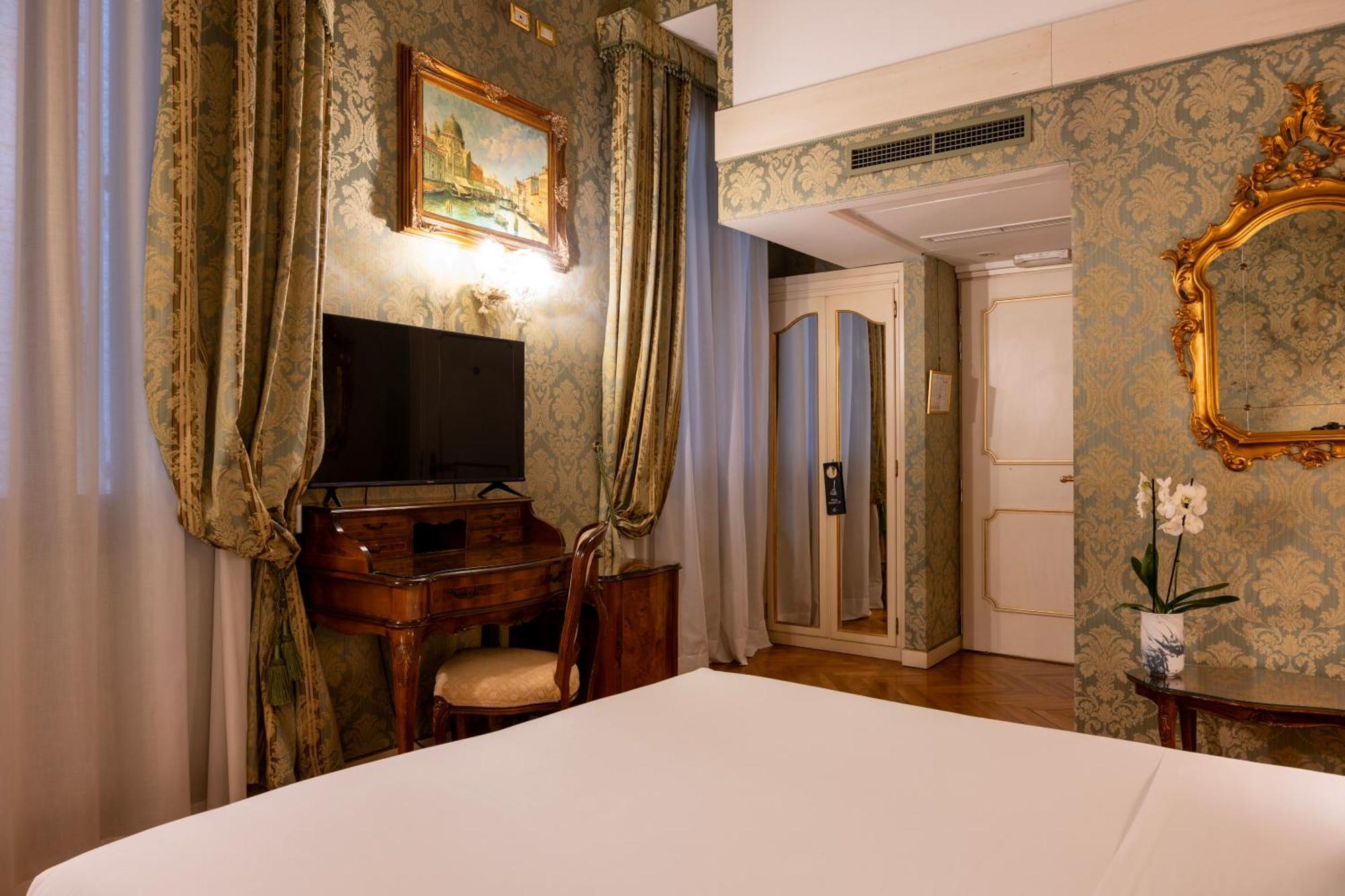 Hotel Antico Doge - A Member Of Elizabeth Hotel Group Veneţia Exterior foto